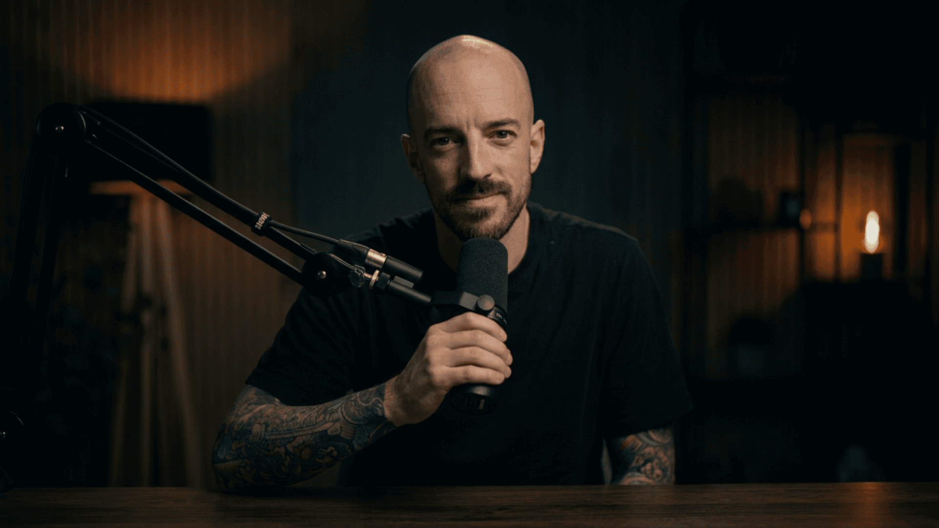 Nacho Muñoz grabando Despierta con Oyenacho